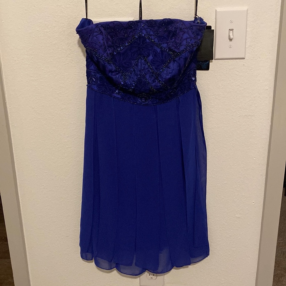 Never been worn Sue Wong strapless beaded dress. Size 6